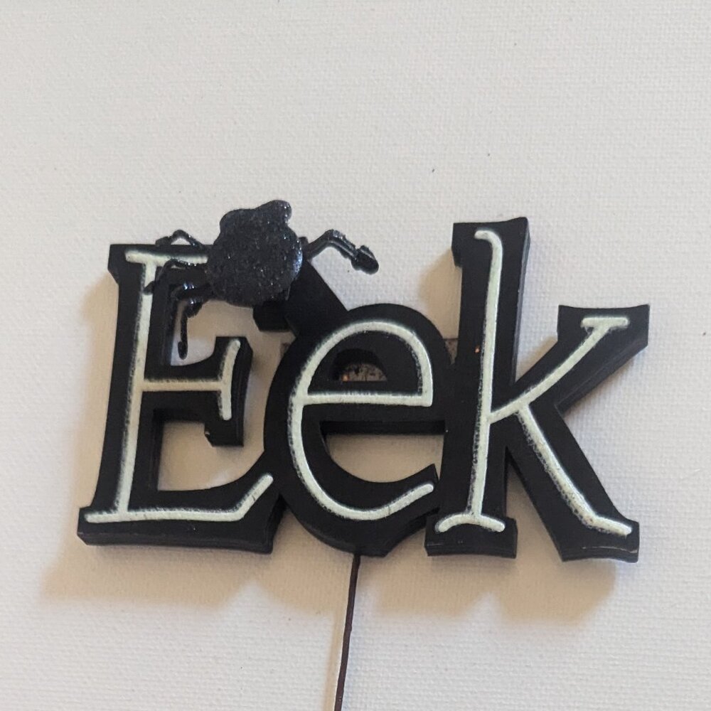 NWT Eek Spider Glow in the Dark Floral Pick Ashland Halloween Decor Goth GITD